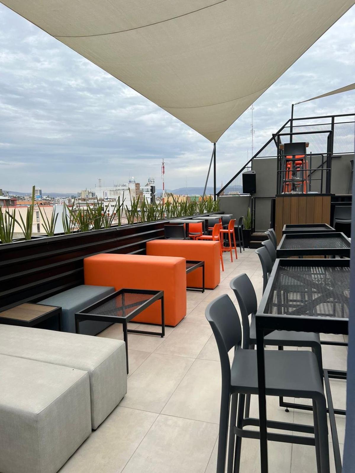 Hotel Alt Urbana León Zewnętrze zdjęcie