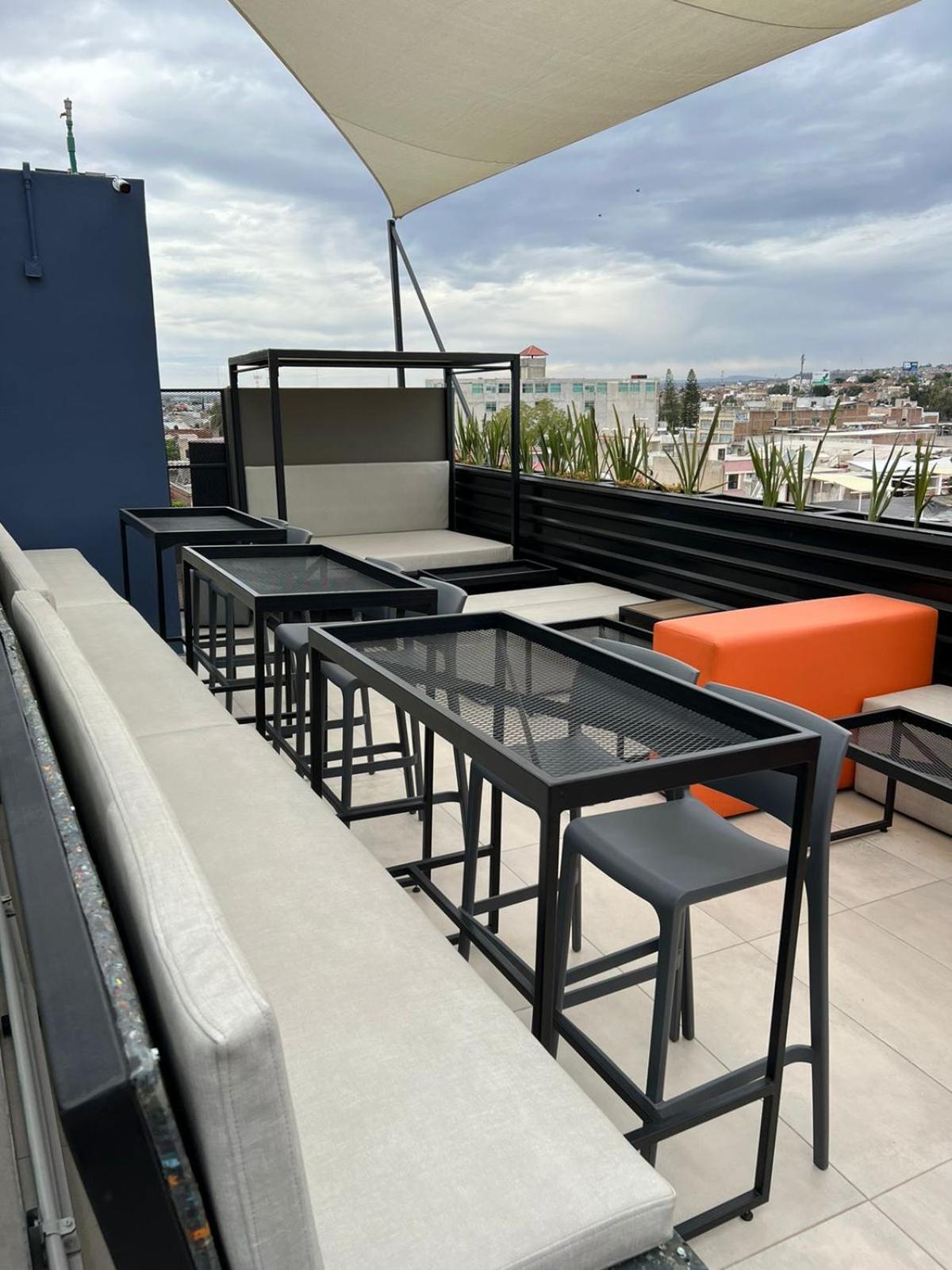 Hotel Alt Urbana León Zewnętrze zdjęcie