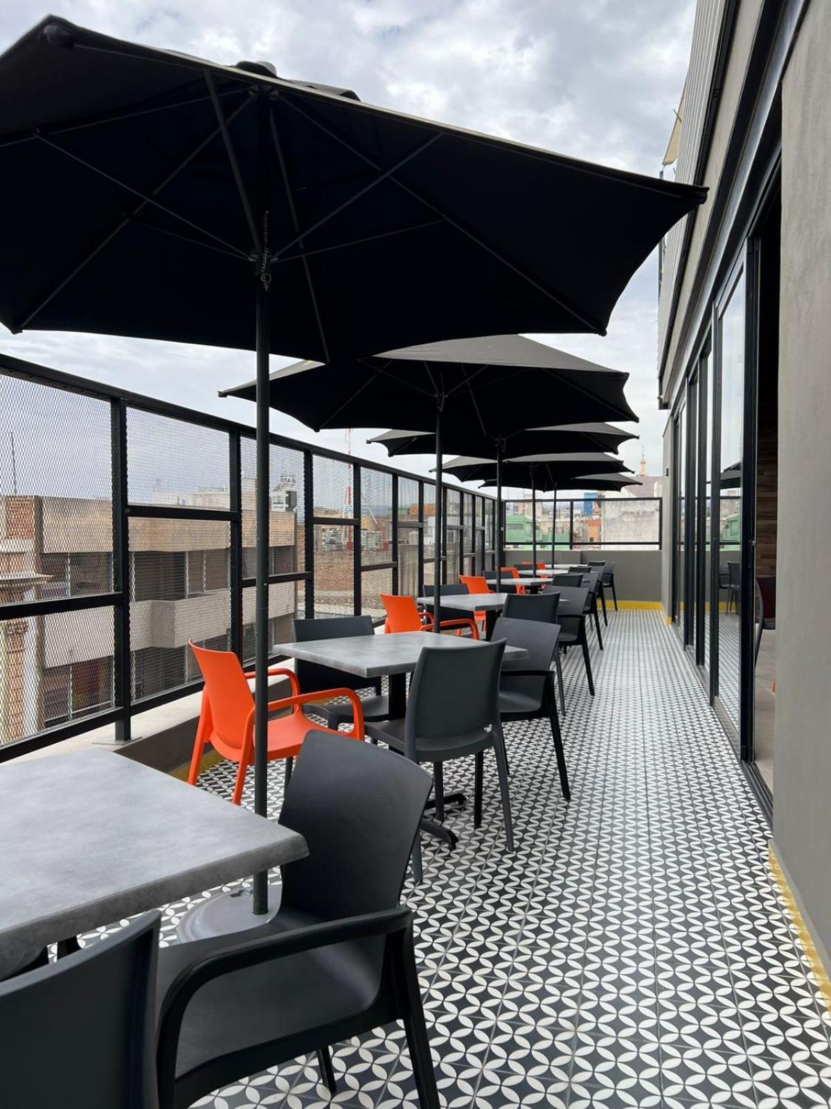 Hotel Alt Urbana León Zewnętrze zdjęcie